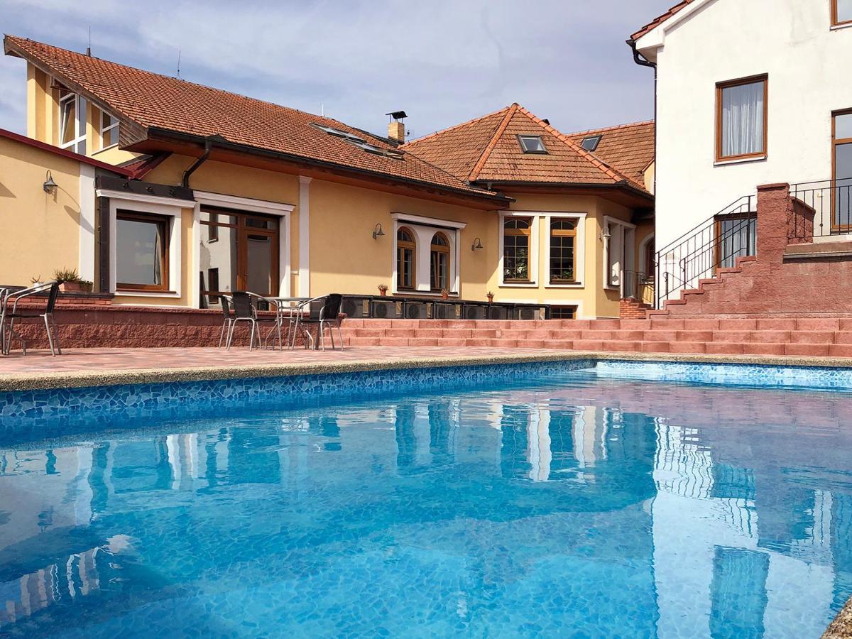 Penzion Surf Blansko Exterior photo